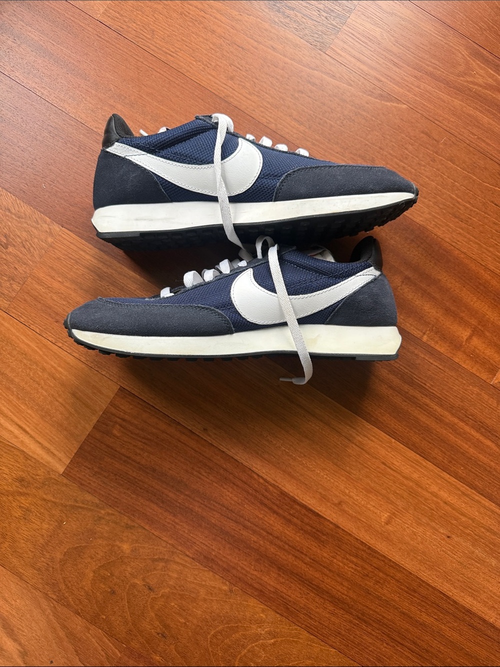 Nike Navy and White Retro Running Sneakers - Picture 5 of 8